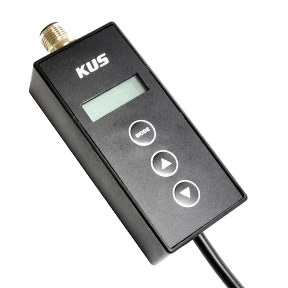 Kus Americas 1029375 ID: KUS JKE00233, NKC42 Network Converter / Universal Adapter, produto importado