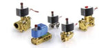 Asco HC8320A185 Válvula Solenóide, conexão rosca 1/4" NPT-M, 3 vias, operação normalmente fechada, orifício interno 2,4mm, tensão nominal de alimentação125 Vcc, pressão máxima 8kgf/cm2, fluido aplicável ar/água/gás, instalação vertical, grau de proteção IP65-NBR IEC 60529, temperatura T6, produto importado