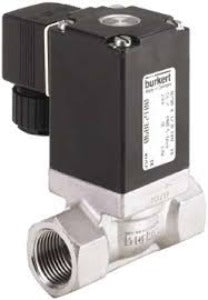 Burkert 429 126 Válvula Solenóide, extremidade da conexão rosca 1/4" NPT-M ;3/2 vias tipo de operação universal, orifício interno 1,2mm, material do corpo polipropileno, tensão nominal de alimentação 24 Vcc, potência 4 W, pressão máxima de operação 10 kgf/cm2, instalação qualquer posição, produto importado