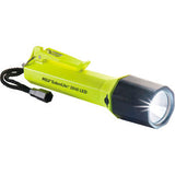 Pelican 3315RZ0  Lanterna LED super brilhante, recarregável de alto desempenho, modos alto, baixo e piscando, compacto e leve, indicação de nível de bateria, de íon de lítio, alça de  textura segura, comprimento: 155 mm, peso com baterias: 176g baterias: íon-lítio  (incluídas), Cores: amarelo, produto importado