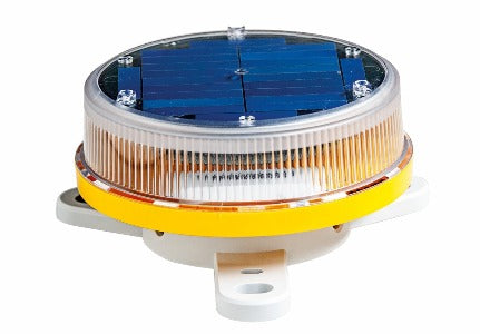 Carmanah M660 Lanterna Maritima de LED, com bateria recarrgável por energia solar, corpo em policarbonato, lente cor vermelha, alcance 2 milhas náuticas, disponível nas cores vermelho, verde, branco, amarelo e azul, (subtituto do antigo modelo M601), ficha tecnica catalogo datasheet