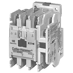 Cutler Hammer CE15GNS3AB contator de baixa tensão, IEC 60947-4-1, 3 pólos (tripolar), 3NA, AC-3 (60 Hz), isolamento (Ui) 690V, operação (CA) (Ue) 460 Vca, 37A, tensão de comando na bobina CA 120 Vca, produto importado