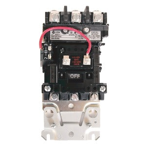 Rockwell Allen Bradley 500F-B0D930 Contator aberto tipo NEMA, tamanho 1, bobina de 115-120V, 60Hz, 3 polos, contatos auxiliares NA/NF, tensão de operação 480Vac, potencia de 10 HP, 27A, descontinuado disponibilidade limitada, produto importado
